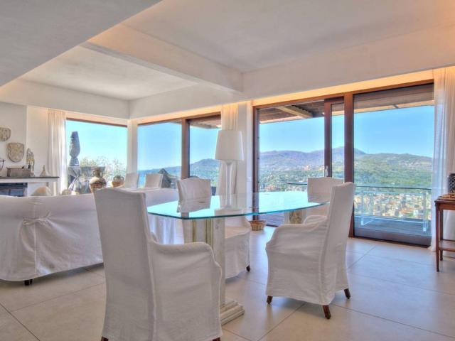 Villa Indipendente in affitto a Rapallo, Liguria