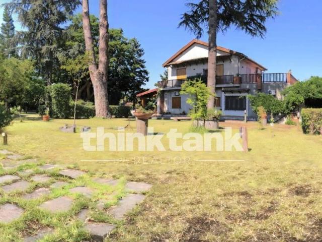 Villa Indipendente in affitto a Cortaccione, Spoleto