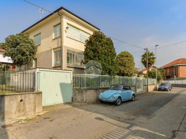 Villa Indipendente in affitto a Piemonte, Torino