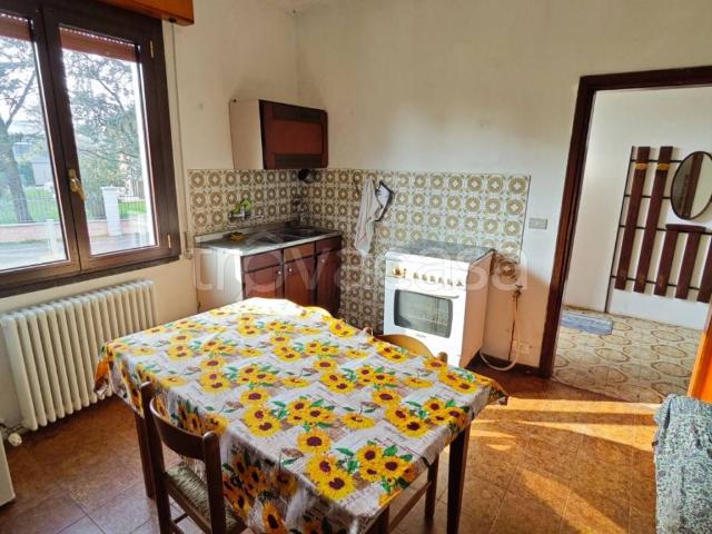 Villa Indipendente in affitto a Pianura Reggiana, Re
