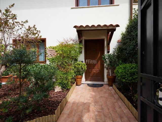 Villa Indipendente in affitto a Stagni di Ostia, Roma Capitale