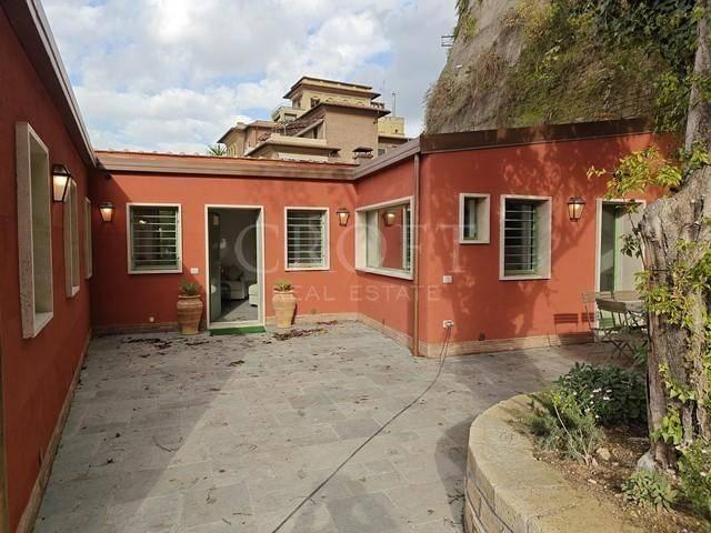 Villa Indipendente in affitto a Municipio Roma I, Roma Capitale