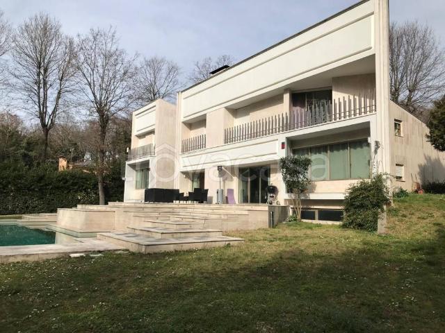 Villa Indipendente in affitto a Olgiata, Roma Capitale