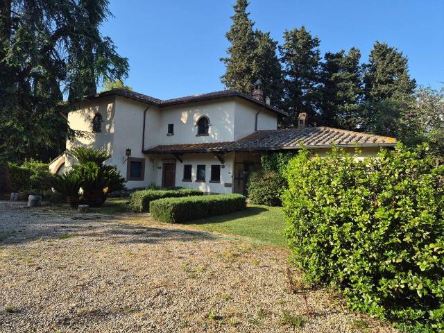 Villa Indipendente in affitto a Ardeatino, Roma Capitale