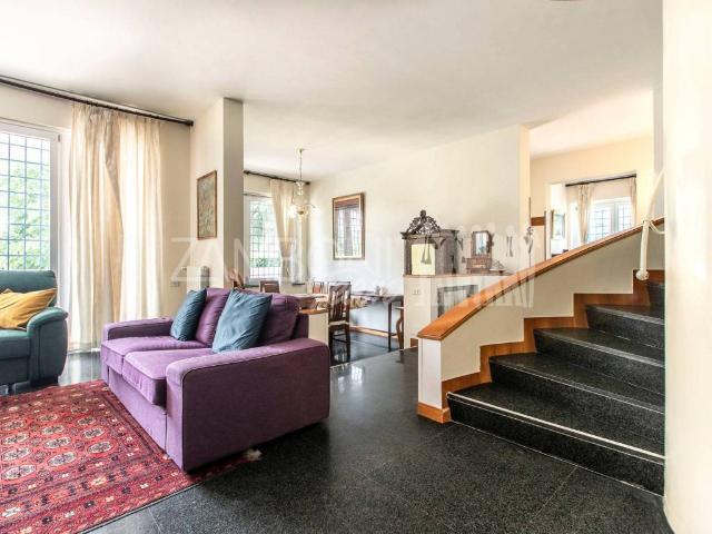 Villa Indipendente in affitto a Axa, Roma Capitale