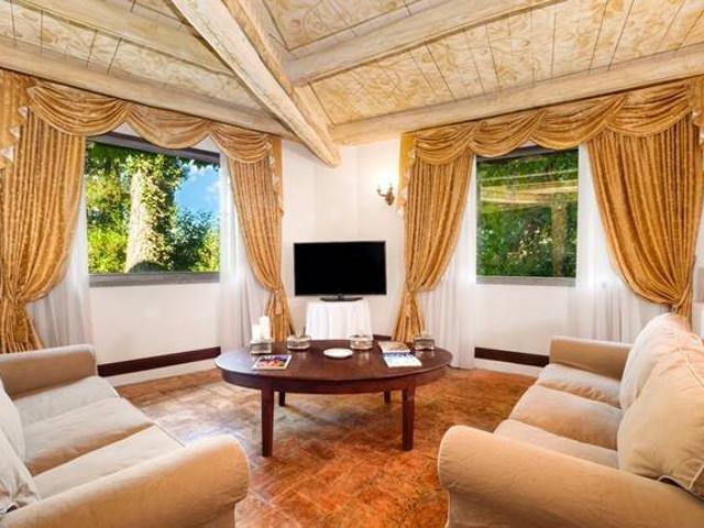Villa Indipendente in affitto a Saxa Rubra, Roma Capitale