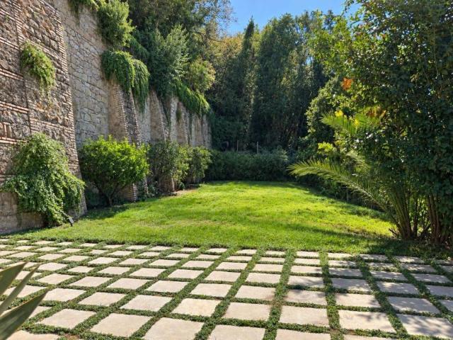 Villa Indipendente in affitto a Campo Marzio, Roma