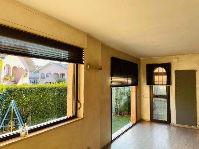 Villa Indipendente in affitto a Falcognana, Roma Capitale