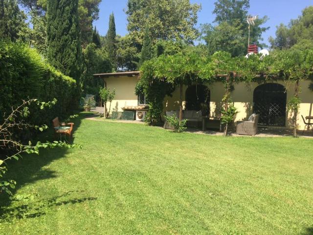 Villa Indipendente in affitto a Municipio Roma VIII, Roma Capitale