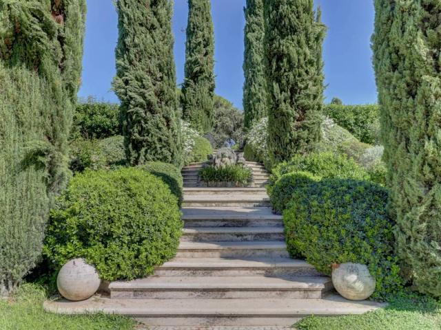 Villa Indipendente in affitto a Municipio Roma I, Roma Capitale