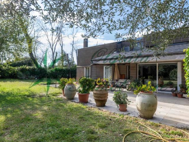Villa Indipendente in affitto a Olgiata, Roma Capitale