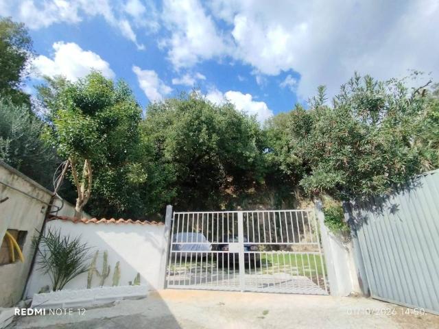 Villa Indipendente in affitto a Labaro, Roma