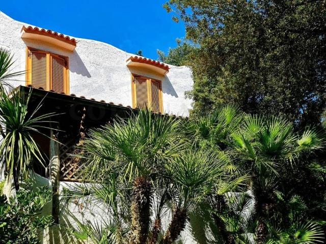 Villa Indipendente in affitto a Belsito, Sabaudia