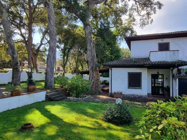 Villa Indipendente in affitto a Mezzomonte, Sabaudia