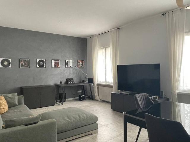 Villa Indipendente in affitto a Comunità Montana Parco Alto Garda bresciano, Salò