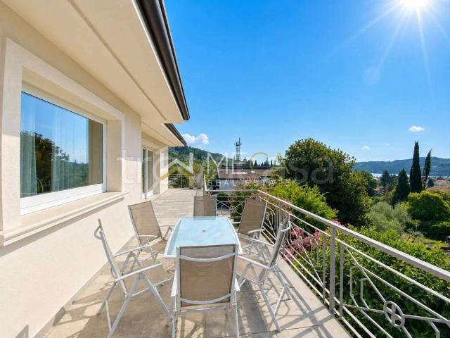 Villa Indipendente in affitto a Renzano, Salò