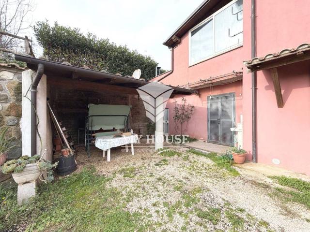 Villa Indipendente in affitto a Roma Capitale, Lazio