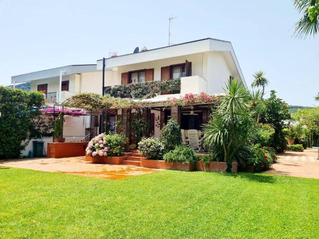 Villa Indipendente in affitto a San Felice Circeo, Lazio