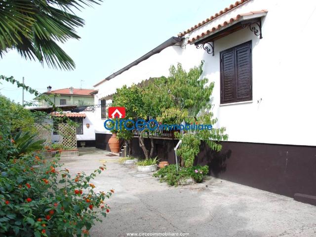 Villa Indipendente in affitto a Pantano Marino, San Felice Circeo