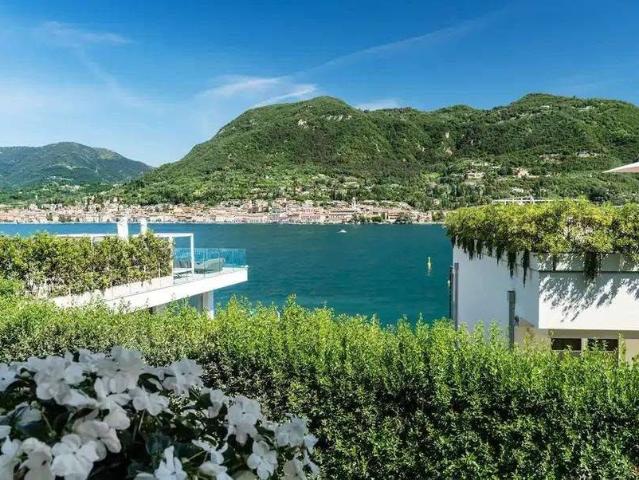 Villa Indipendente in affitto a San Felice Del Benaco, Lombardia