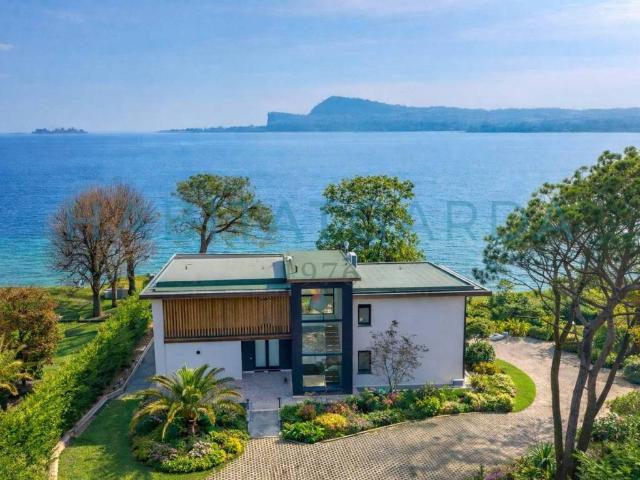 Villa Indipendente in affitto a San Felice Del Benaco, Lombardia