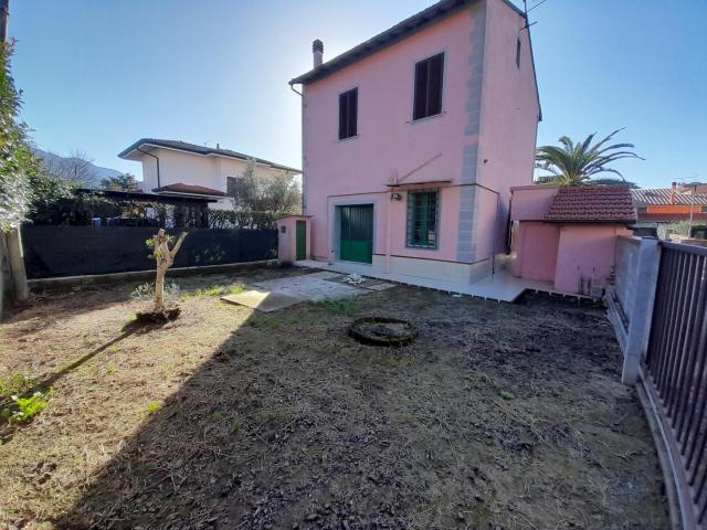 Villa Indipendente in affitto a San Giuliano Terme, Toscana
