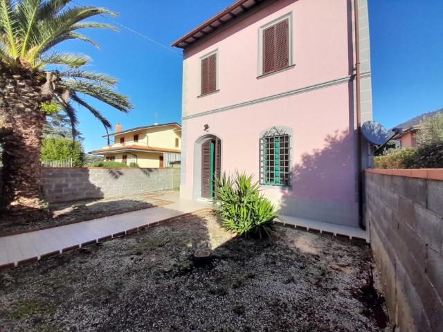 Villa Indipendente in affitto a San Giuliano Terme, Toscana