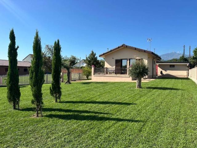 Villa Indipendente in affitto a Piemonte, Torino