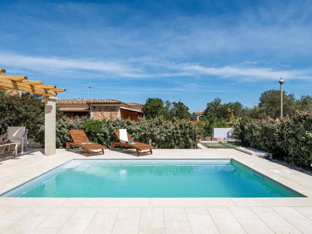 Villa Indipendente in affitto a Puntaldia, Sardigna/Sardegna