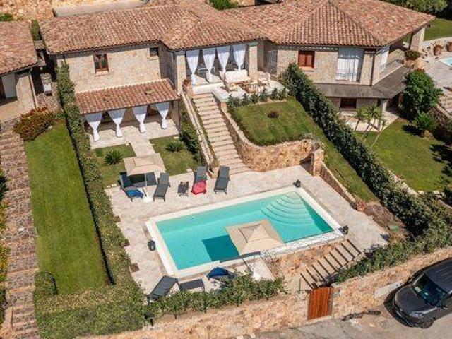 Villa Indipendente in affitto a Puntaldia, Sardigna/Sardegna