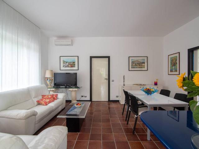 Villa Indipendente in affitto a San Remo, Liguria