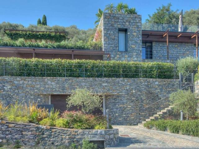 Villa Indipendente in affitto a San Lorenzo della Costa, San Lorenzo Della Costa
