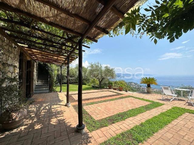 Villa Indipendente in affitto a San Lorenzo Della Costa, Liguria