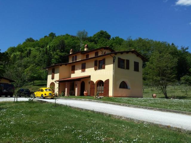 Villa Indipendente in affitto a Campello Sul Clitunno, Umbria