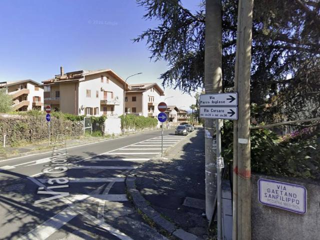 Villa Indipendente in affitto a Sant'agata Li Battiati, Sicilia