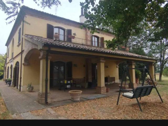 Villa Indipendente in affitto a Unione di comuni Valmarecchia, Santarcangelo Di