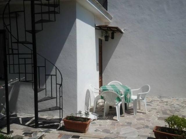 Villa Indipendente in affitto a Monticello, Calabria