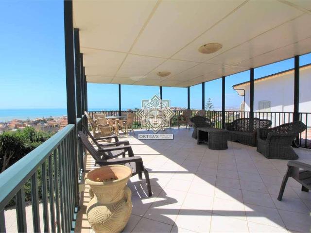 Villa Indipendente in affitto a Cava d'Aliga, Scicli