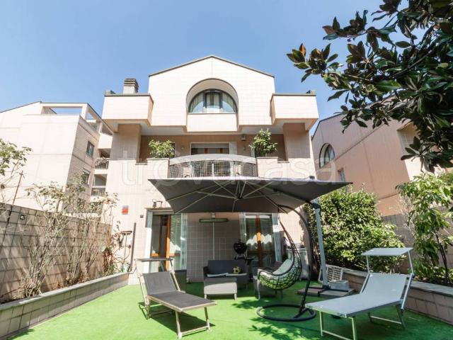 Villa Indipendente in affitto a Lavanderie, Segrate