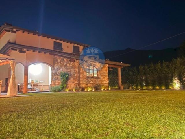 Villa Indipendente in affitto a Tonfano, Toscana