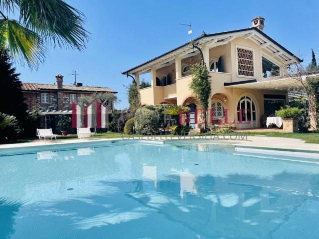 Villa Indipendente in affitto a Frasso, Seravezza