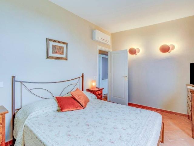 Villa Indipendente in affitto a Pozzi, Seravezza