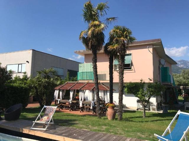 Villa Indipendente in affitto a Seravezza, Toscana