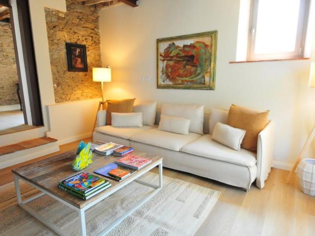 Villa Indipendente in affitto a Frasso, Seravezza