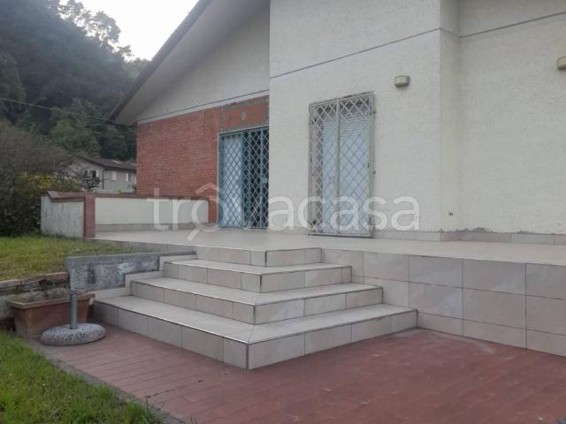 Villa Indipendente in affitto a Basati, Seravezza