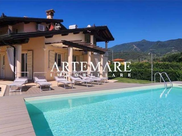 Villa Indipendente in affitto a Frasso, Seravezza