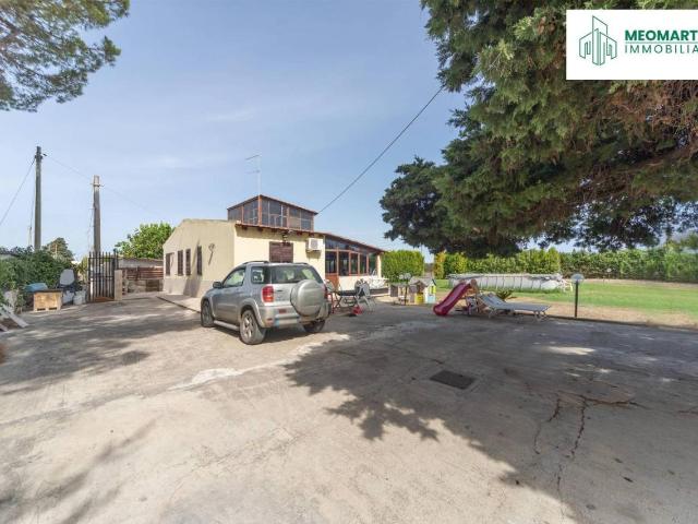 Villa Indipendente in affitto a Milocca, Siracusa