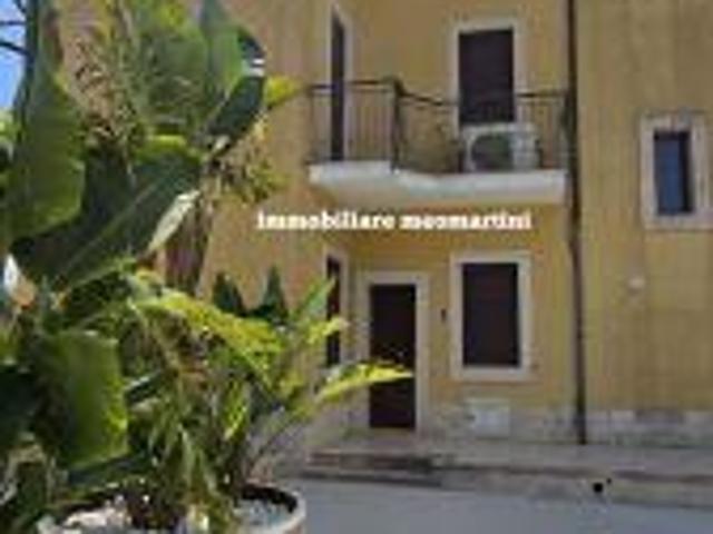 Villa Indipendente in affitto a Isola, Siracusa