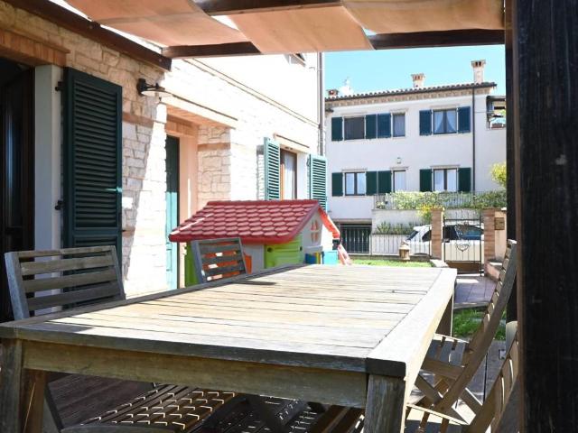 Villa Indipendente in affitto a Marche, Ancona