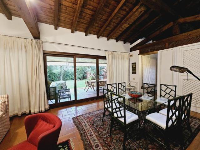 Villa Indipendente in affitto a Soiano Del Lago, Lombardia